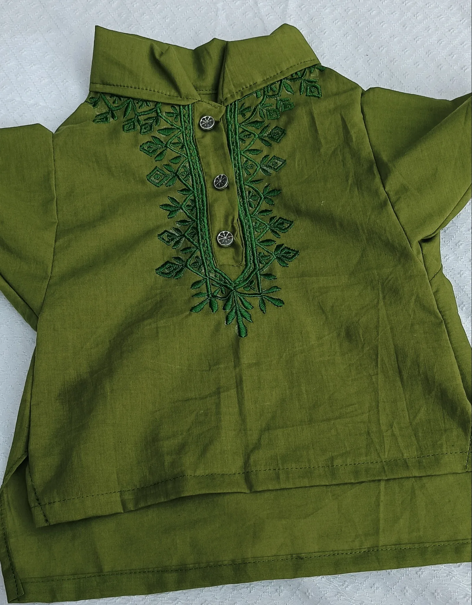Mehendi Green Thread Embroidery Kurta