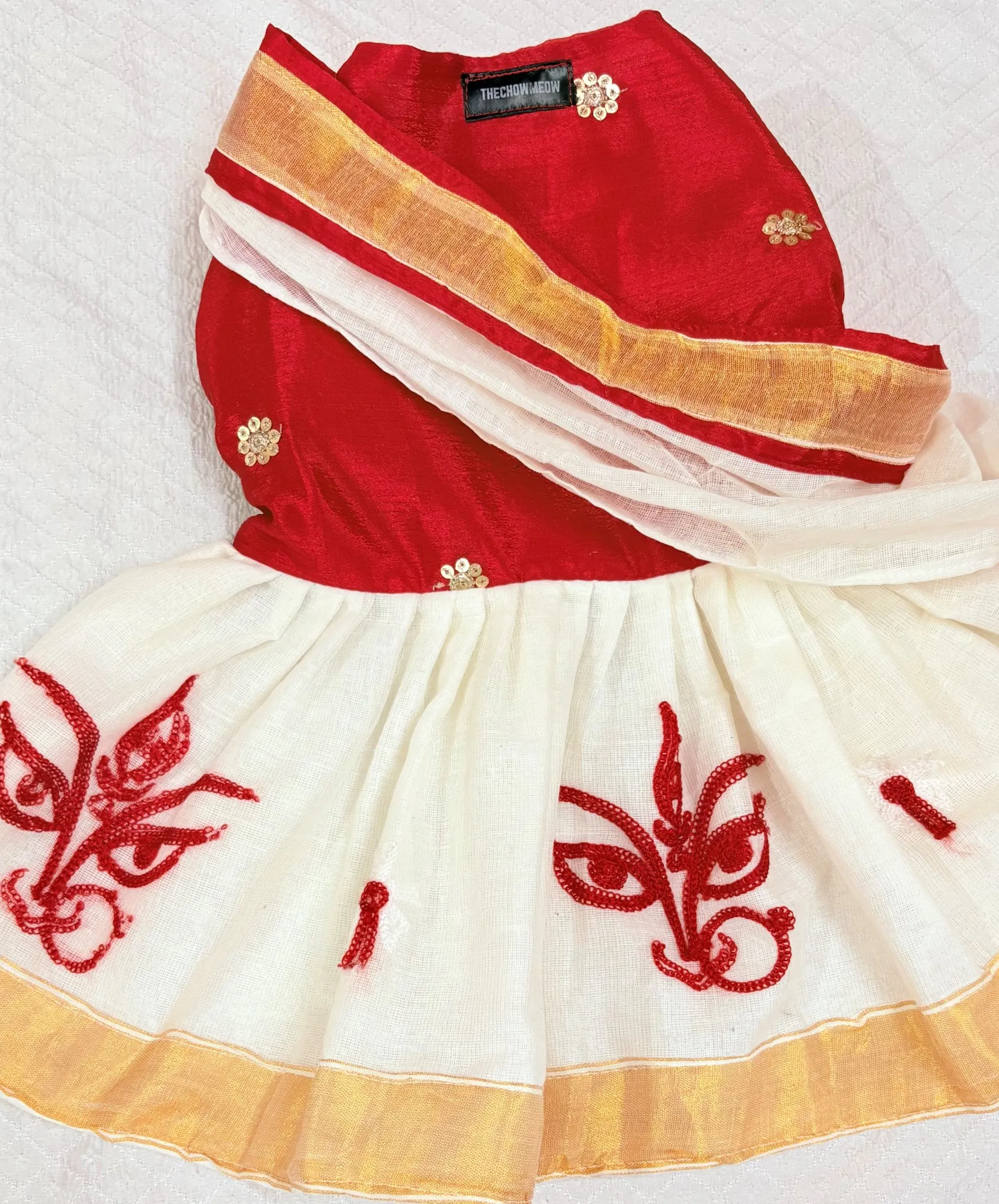 Thechowmeow Bengali Saree For Durga Puja | Indian saree | Durga Puja Saree for Pets | off-white & red color